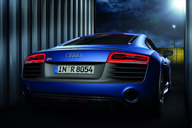 R8 V10 plus