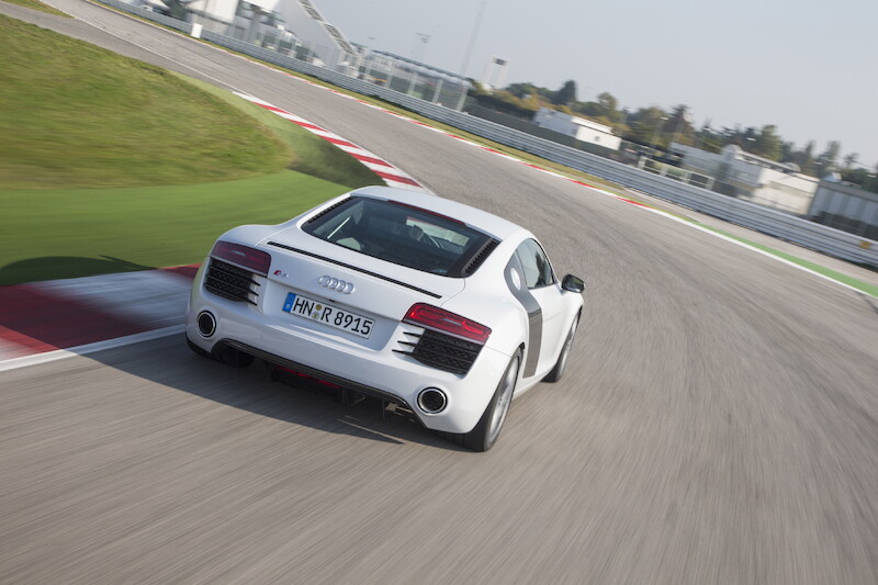 Audi R8 Coupé V8
