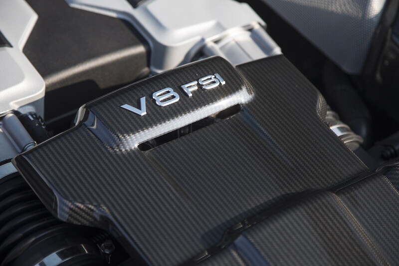Audi R8 Coupé V8