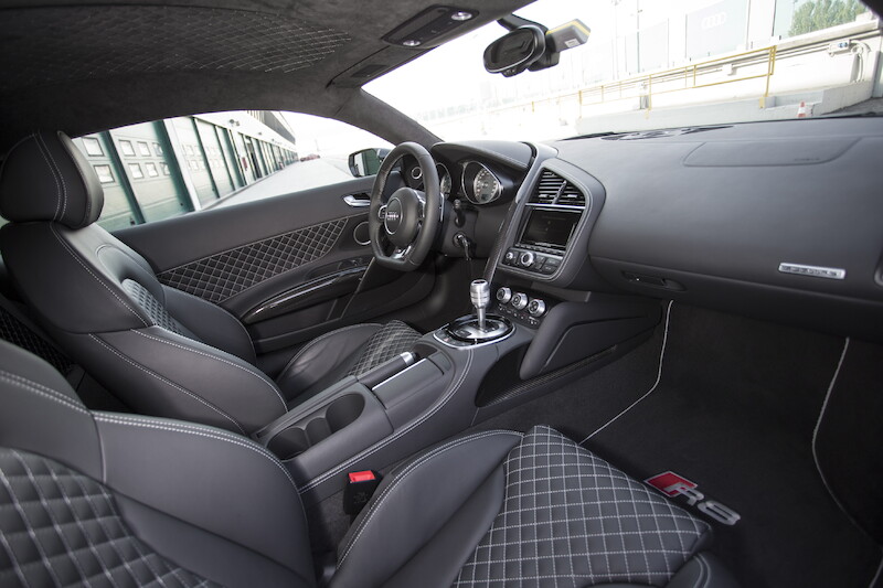 Audi R8 Coupé V8