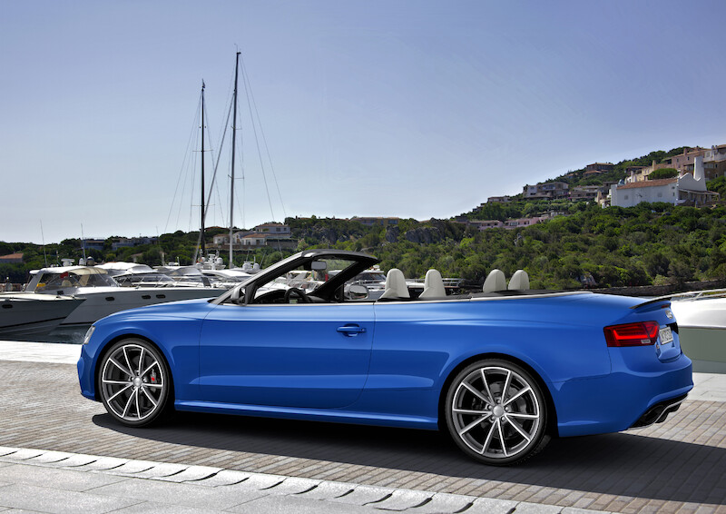 Audi RS 5 Cabriolet można już zamawiać w polskich salonach sprzedaży