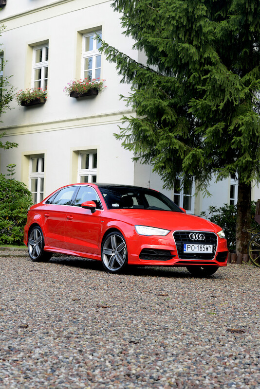 Dynamiczny czterodrzwiowy kompakt - Audi A3 Limousine i S3 Limousine