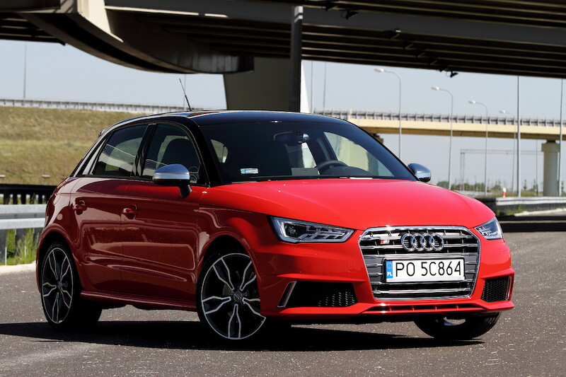 Audi rozpoczyna sprzedaż modeli  S1 i S1 Sportback