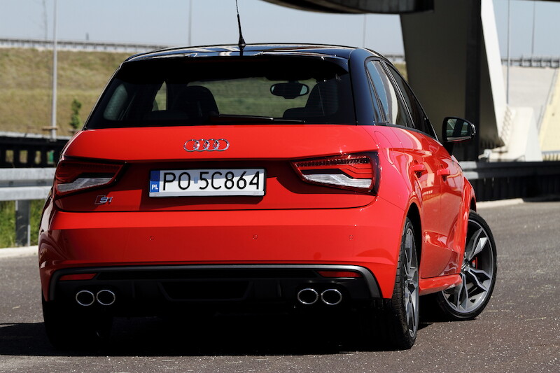 Audi rozpoczyna sprzedaż modeli  S1 i S1 Sportback