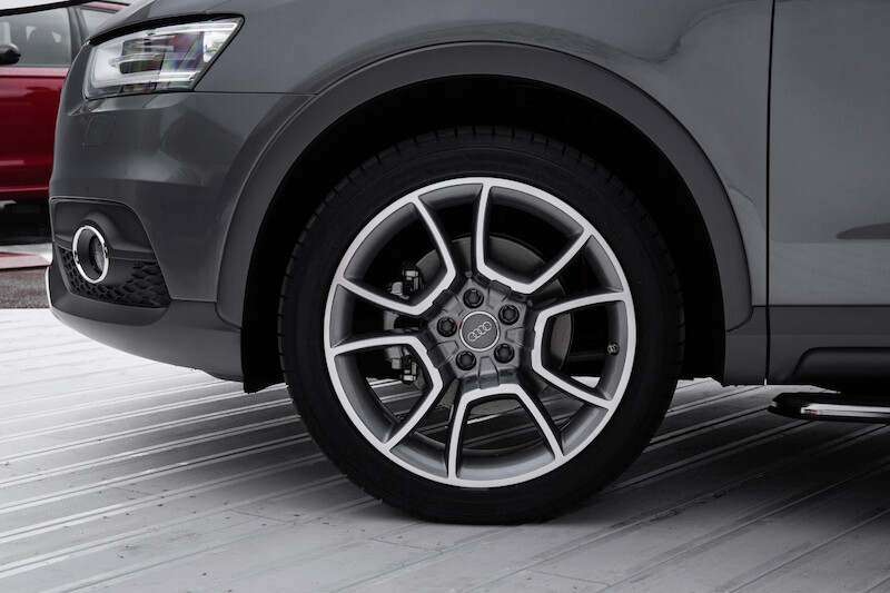 Audi Q3 z kampingowym namiotem na Wörthersee Tour 2014