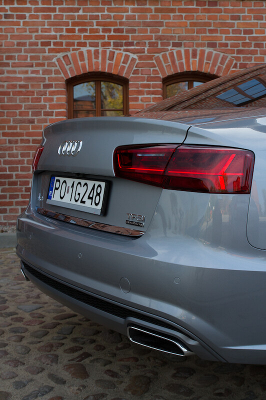 Audi A6 Limousine - Polska
