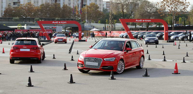 Gwiazdy Barçy podjęły wyzwanie Audi e-tron