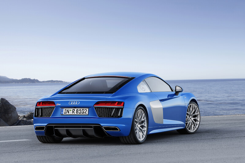 Audi R8 V10