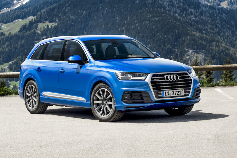 Audi Q7 - niebieski
