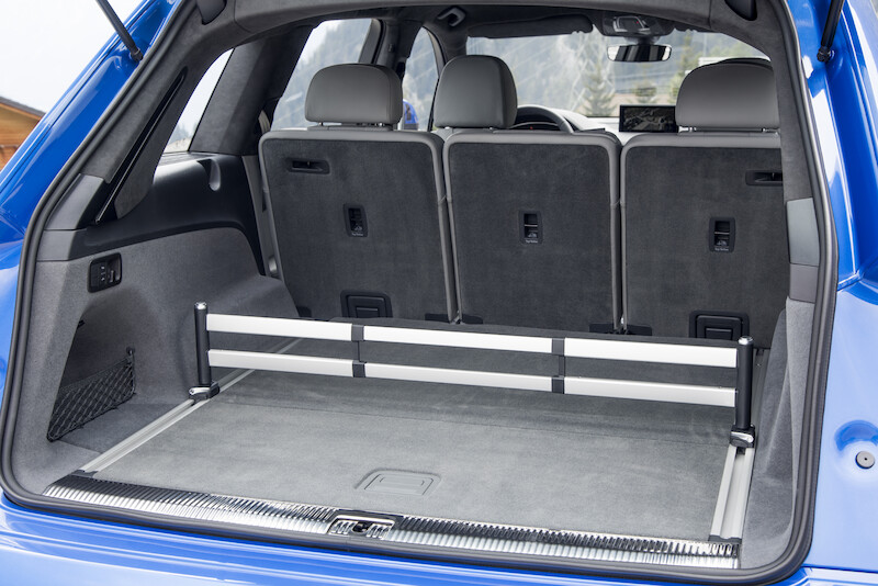 Audi Q7 - niebieski