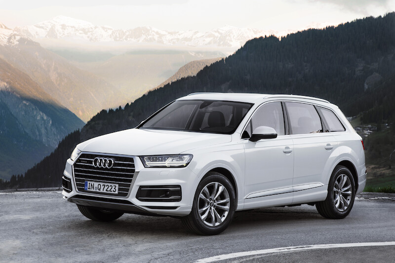 Audi Q7 - biały