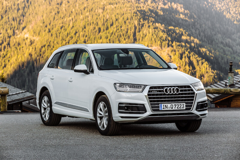 Audi Q7 - biały