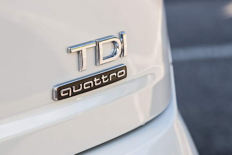 Audi Q7 - biały