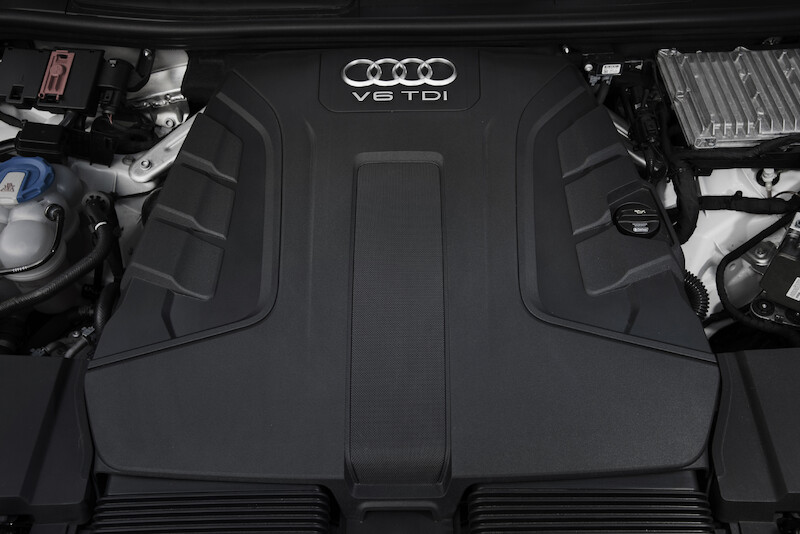 Audi Q7 - biały