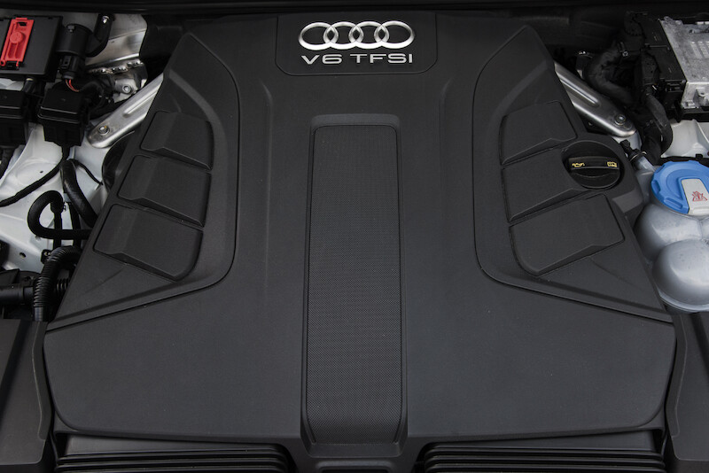 Audi Q7 - biały