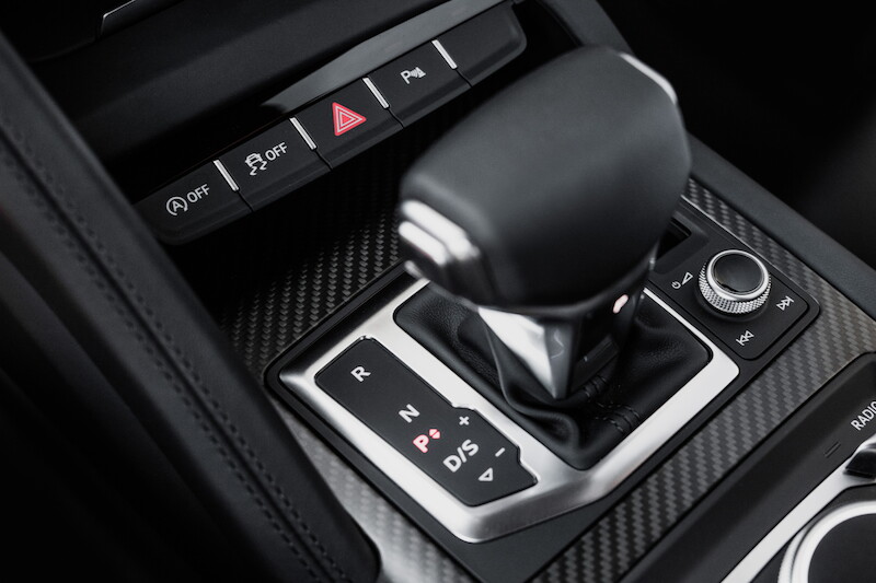 Audi R8 V10 Plus - czerwony Dynamit