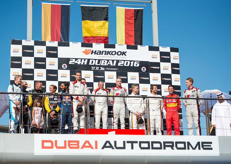 Audi R8 LMS zwycięża w Dubaju