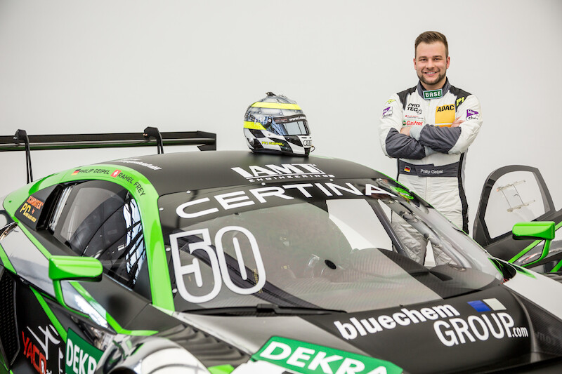 Audi oddało do rąk klienta pięćdziesiąty egzemplarz R8 LMS nowej generacji