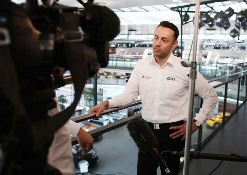 Młodzi zawodnicy startujący w Audi Sport TT Cup udowadniają swoje umiejętności