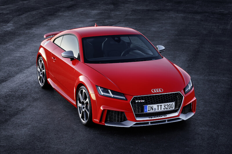Silniejsze niż kiedykolwiek: nowe Audi TT RS Coupé i nowe Audi TT RS Roadster