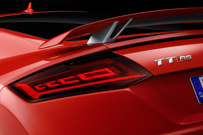 Silniejsze niż kiedykolwiek: nowe Audi TT RS Coupé i nowe Audi TT RS Roadster