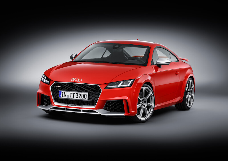Silniejsze niż kiedykolwiek: nowe Audi TT RS Coupé i nowe Audi TT RS Roadster