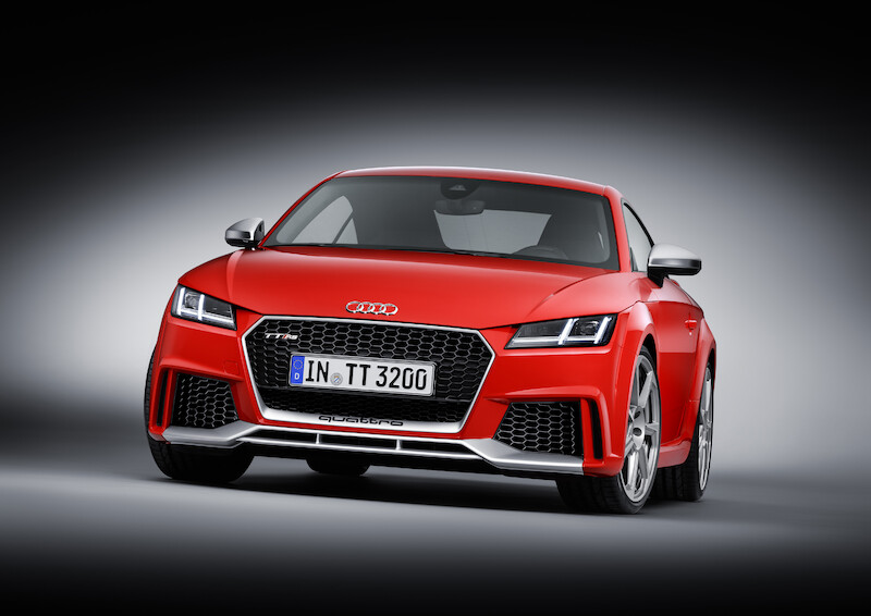Silniejsze niż kiedykolwiek: nowe Audi TT RS Coupé i nowe Audi TT RS Roadster