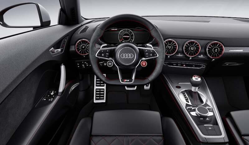 Silniejsze niż kiedykolwiek: nowe Audi TT RS Coupé i nowe Audi TT RS Roadster