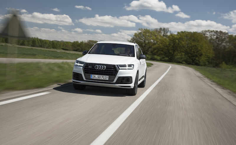 Audi SQ7 - biały Tofana