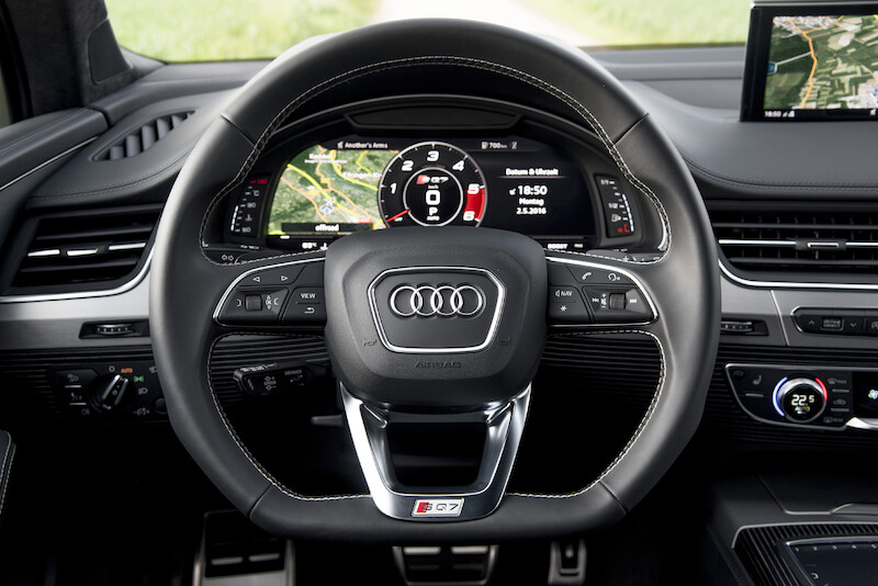 Audi SQ7 - biały Tofana