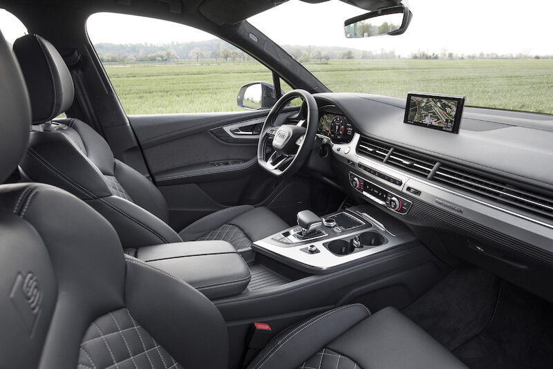 Audi SQ7 - biały Tofana