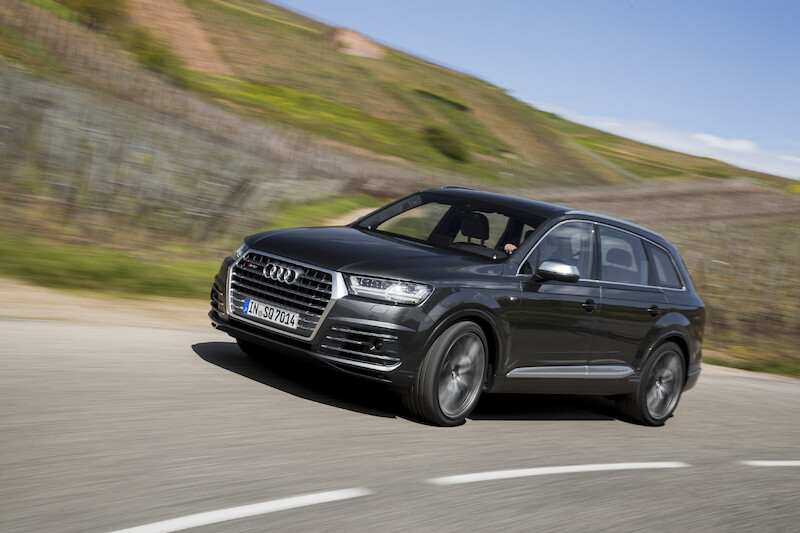 Audi SQ7 - szary Daytona