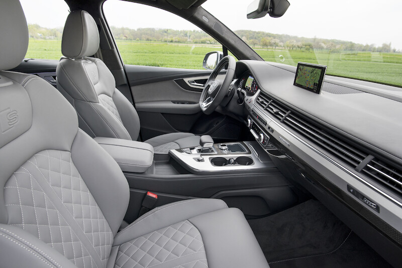 Audi SQ7 - szary Daytona