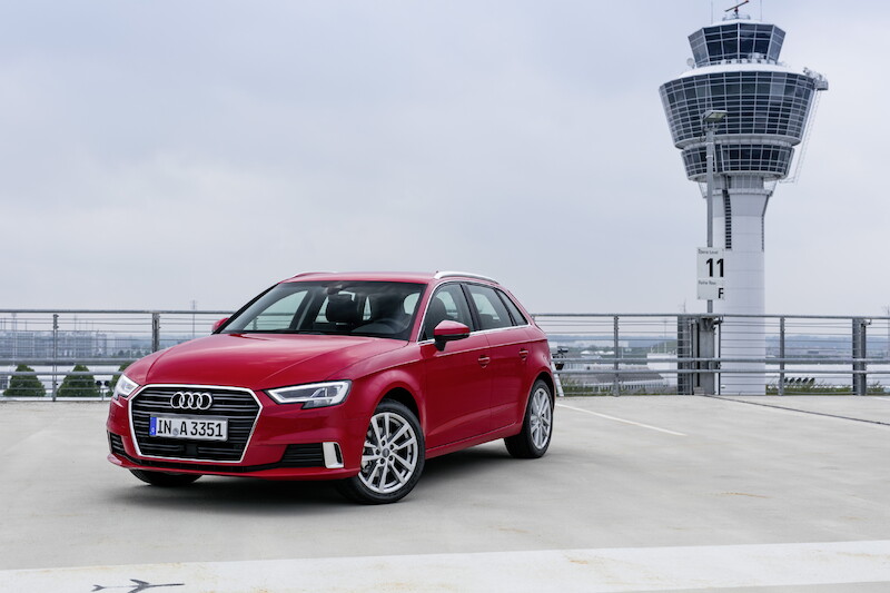 Audi A3 Sportback - czerwony Tango