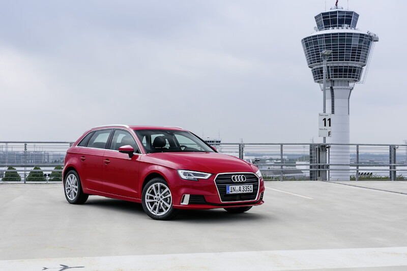 Audi A3 Sportback - czerwony Tango