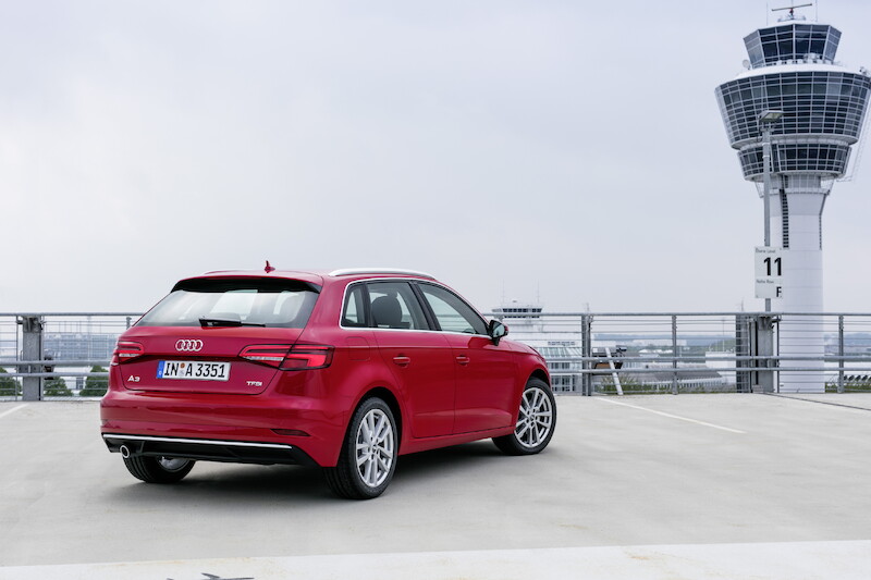 Audi A3 Sportback - czerwony Tango