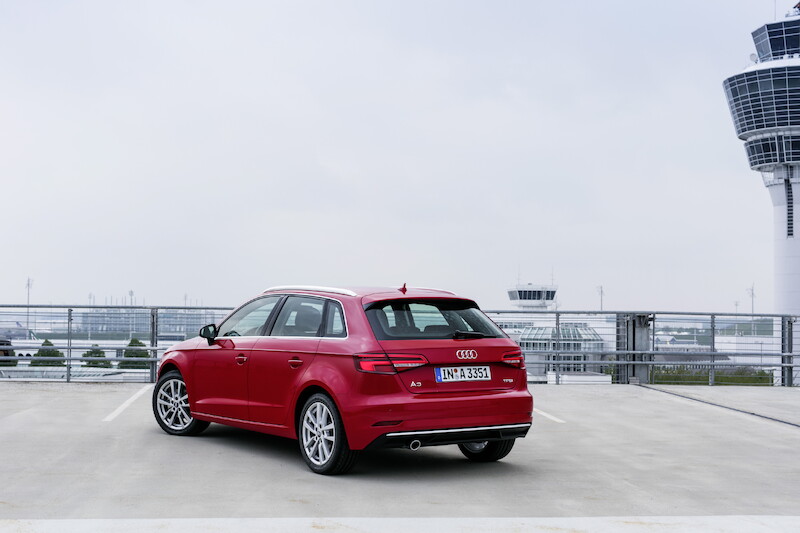 Audi A3 Sportback - czerwony Tango