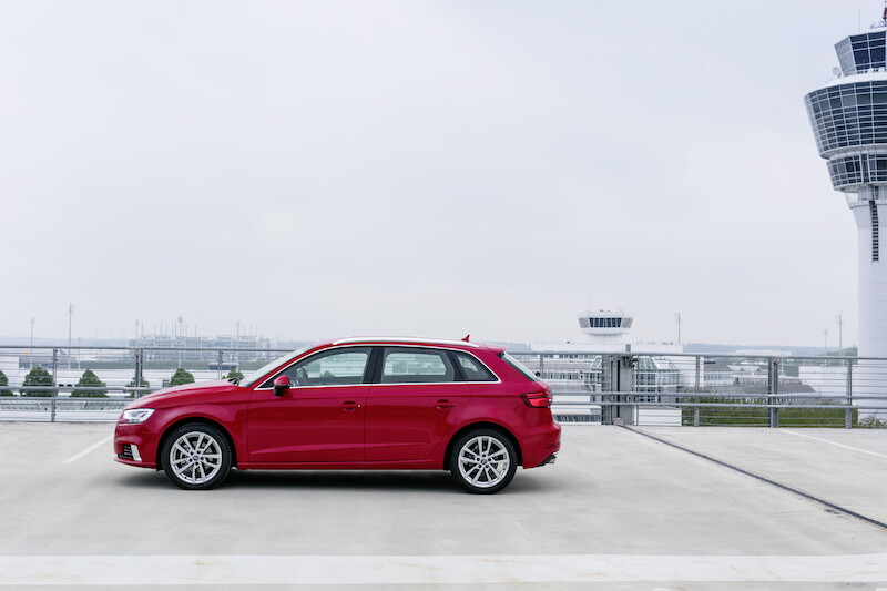 Audi A3 Sportback - czerwony Tango