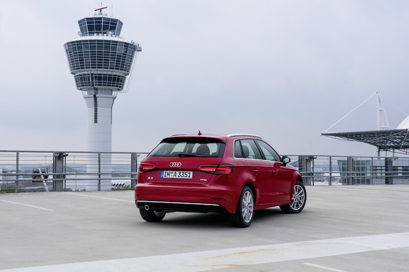 Audi A3 Sportback - czerwony Tango