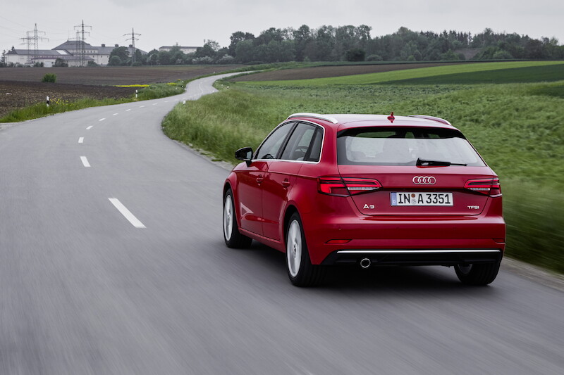 Audi A3 Sportback - czerwony Tango