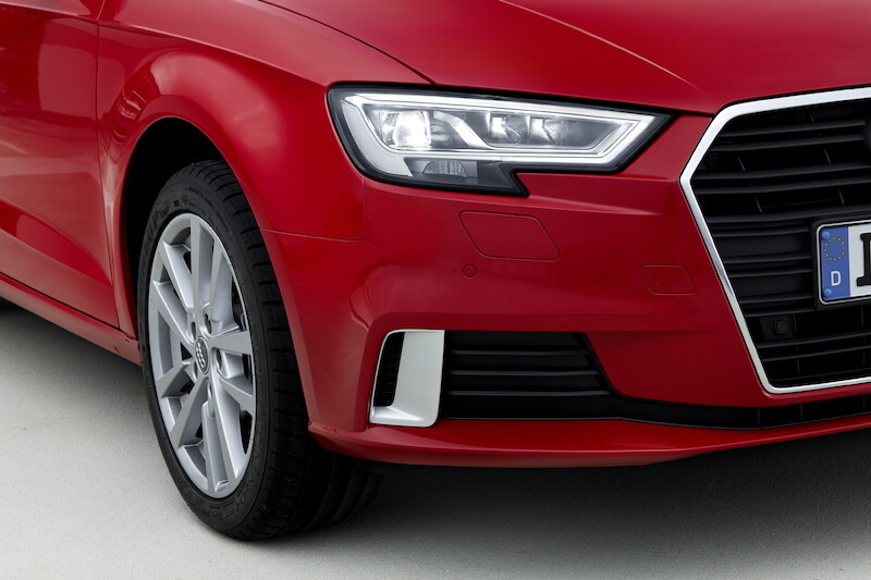 Audi A3 Sportback - czerwony Tango