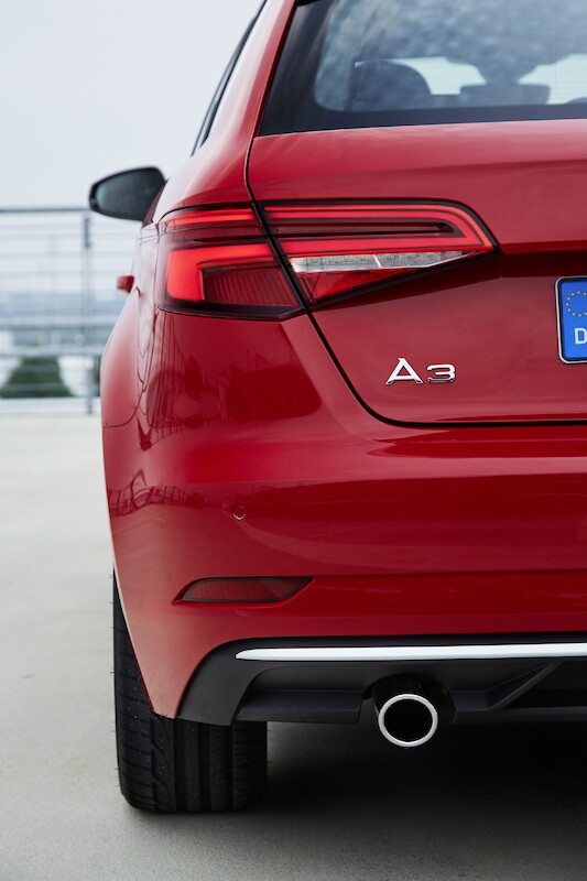 Audi A3 Sportback - czerwony Tango