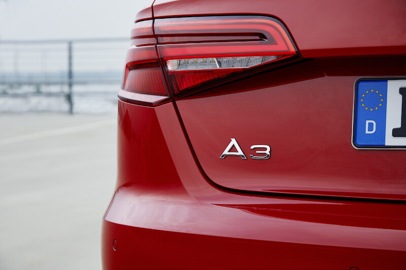 Audi A3 Sportback - czerwony Tango