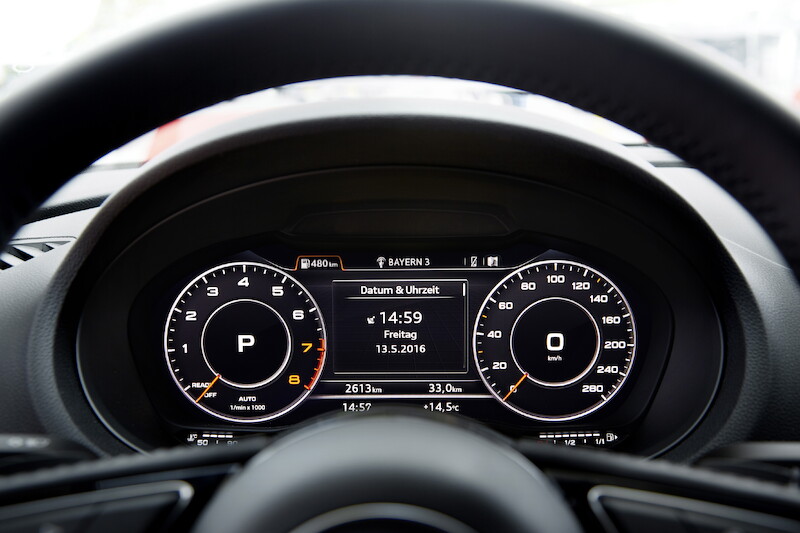 Audi A3 Sportback - czerwony Tango