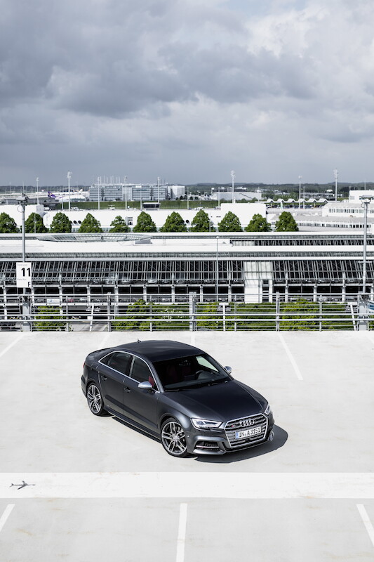 Audi S3 Limousine - szary Daytona