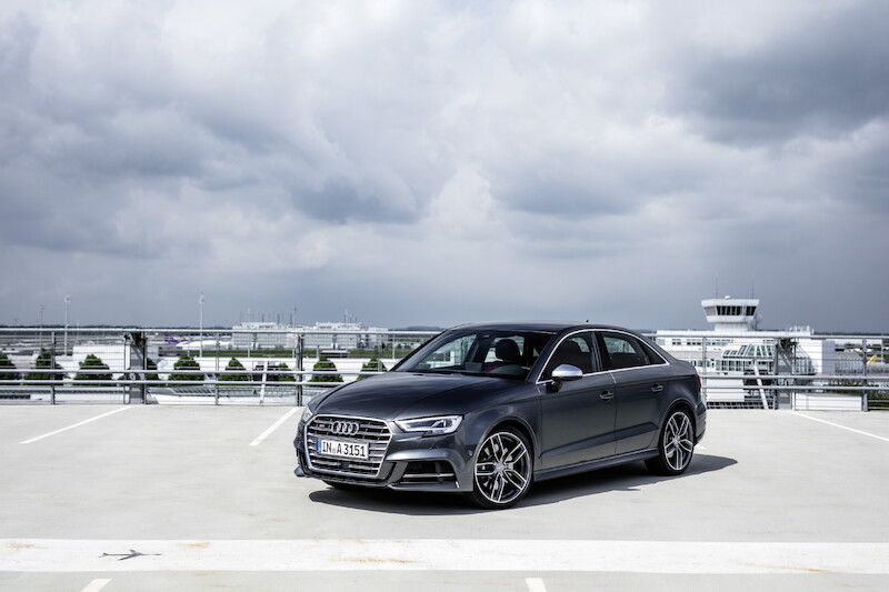 Audi S3 Limousine - szary Daytona