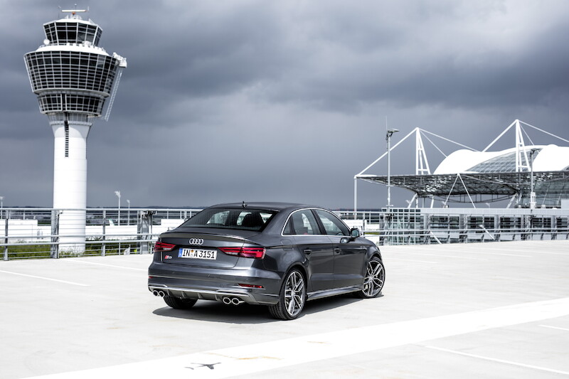 Audi S3 Limousine - szary Daytona
