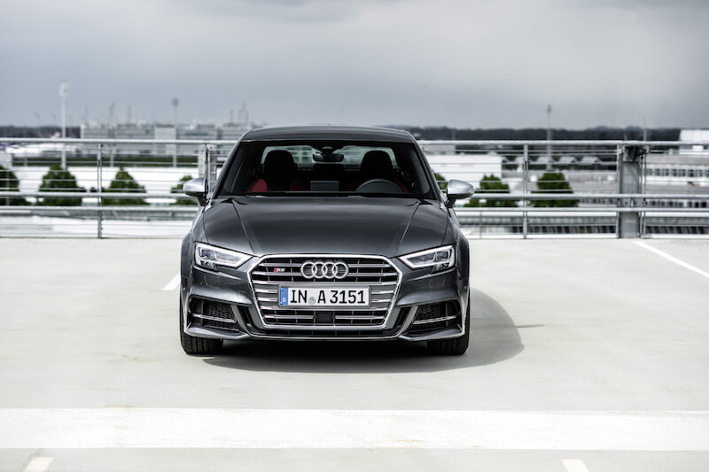 Audi S3 Limousine - szary Daytona