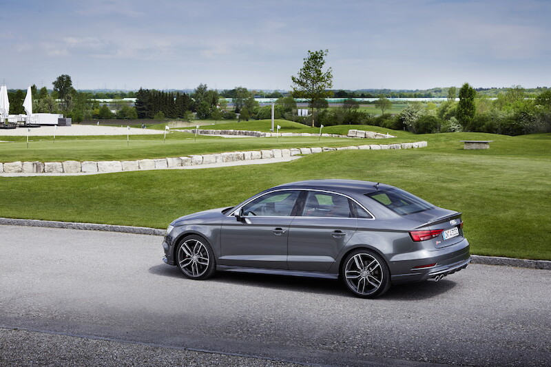 Audi S3 Limousine - szary Daytona