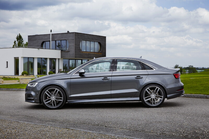Audi S3 Limousine - szary Daytona